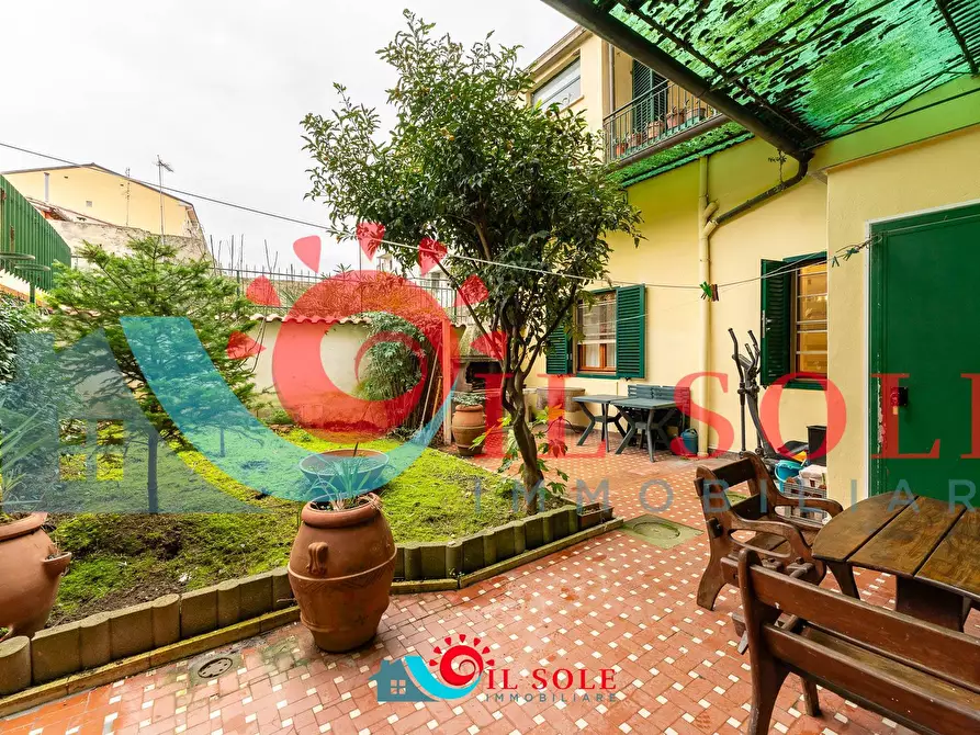 Immagine 2 di Appartamento in vendita  a Pisa