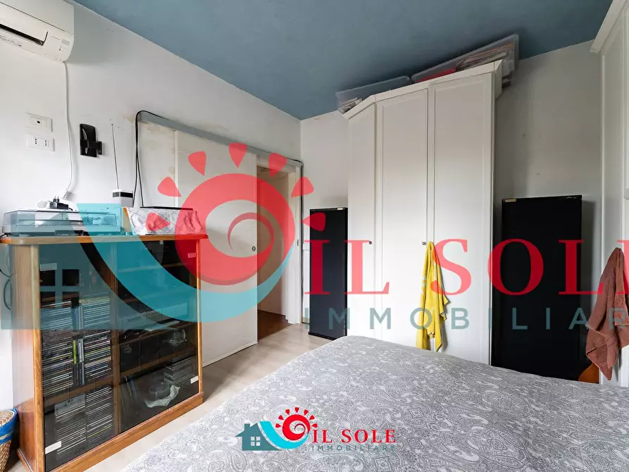 Immagine 13 di Appartamento in vendita  a Pisa