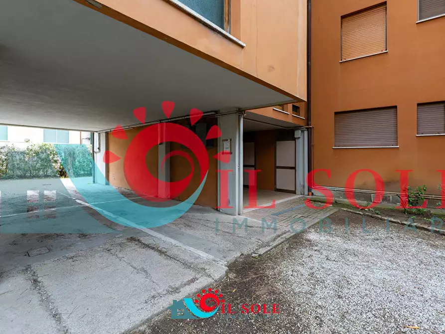 Immagine 15 di Appartamento in vendita  a Pisa