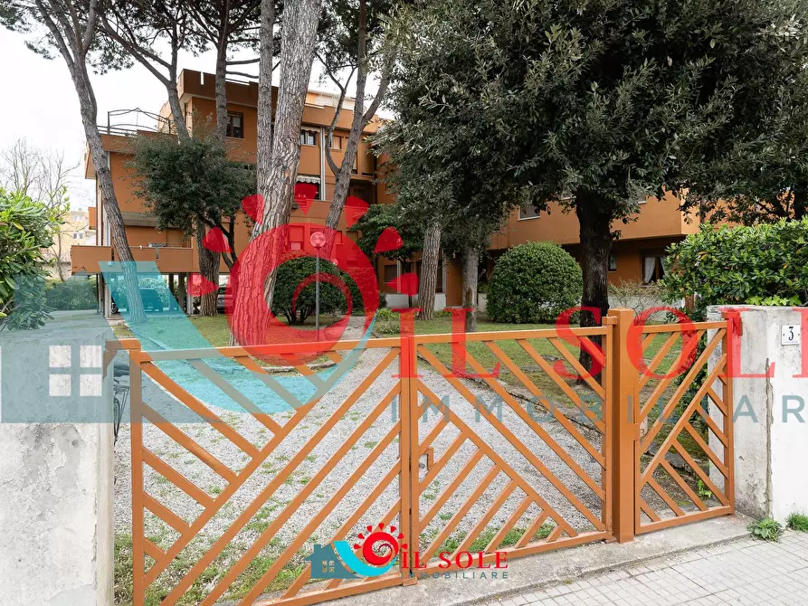 Immagine 21 di Appartamento in vendita  a Pisa