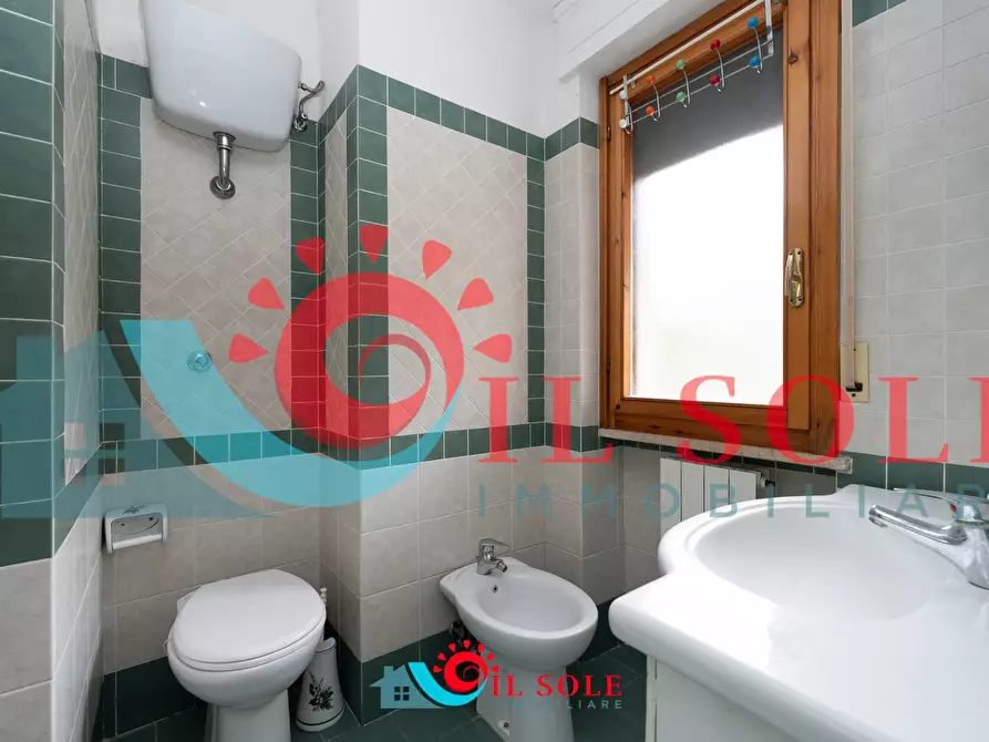 Immagine 17 di Appartamento in affitto  a Pisa