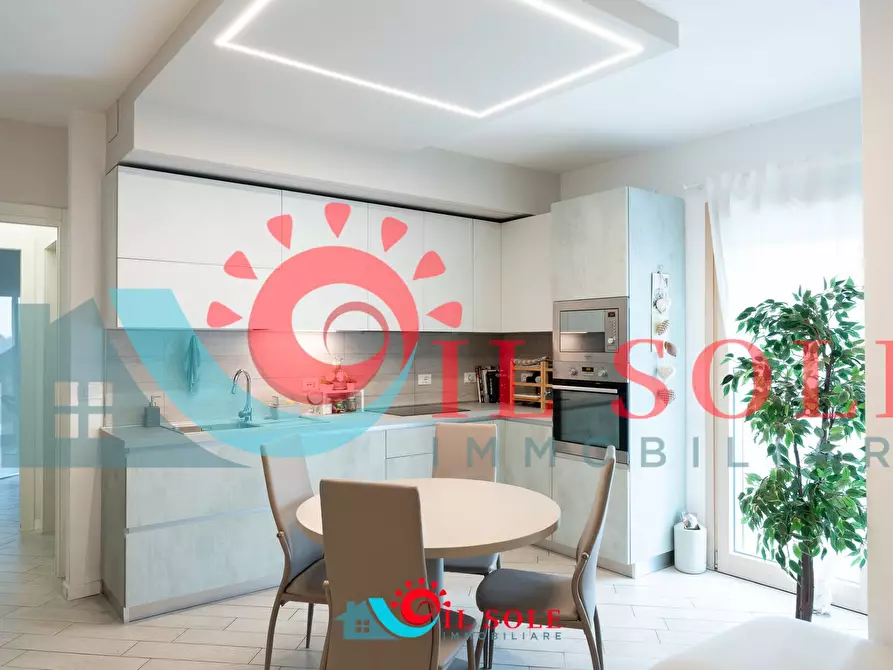 Immagine 3 di Appartamento in vendita  a Pisa