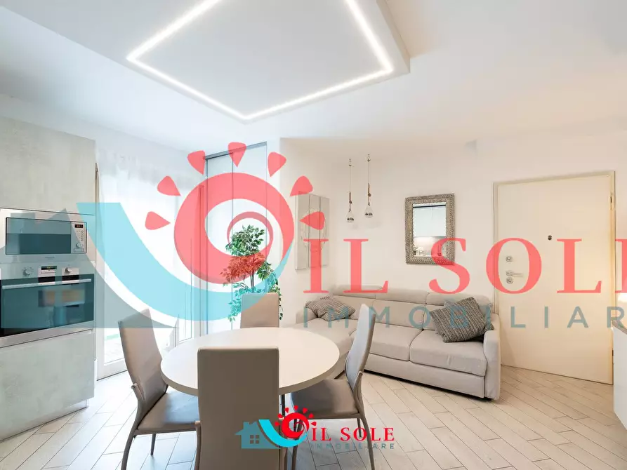 Immagine 4 di Appartamento in vendita  a Pisa