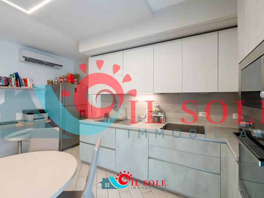 Immagine 6 di Appartamento in vendita  a Pisa