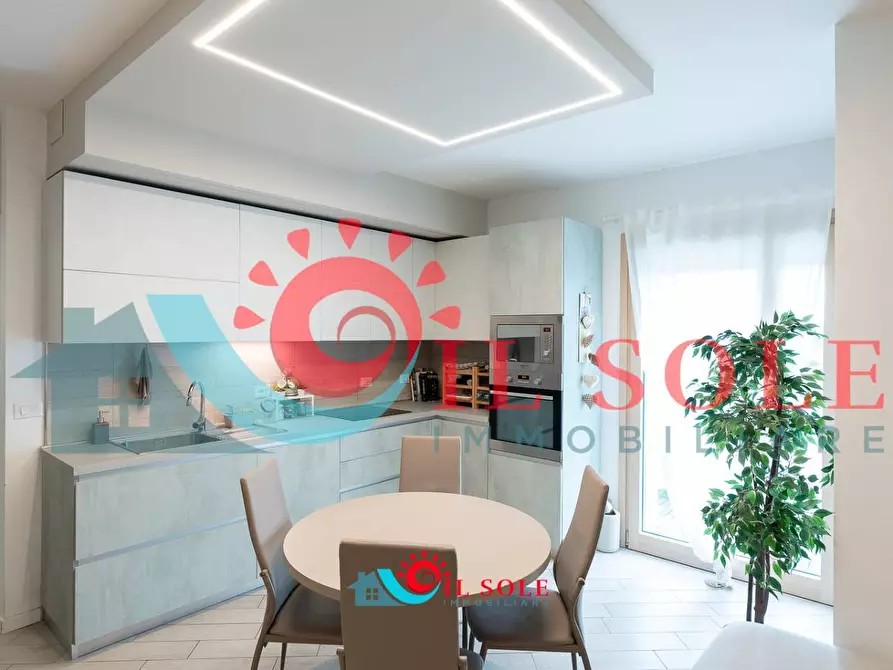 Immagine 5 di Appartamento in vendita  a Pisa