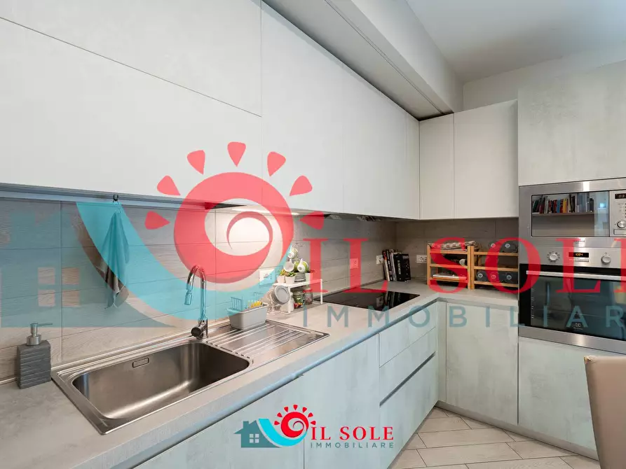 Immagine 11 di Appartamento in vendita  a Pisa