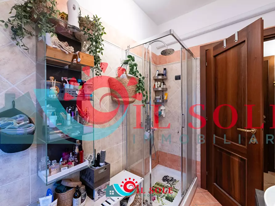 Immagine 22 di Appartamento in vendita  a Pisa