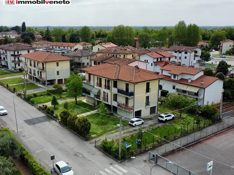 Immagine 1 di Appartamento in vendita  in VIA ROMA a Sarego