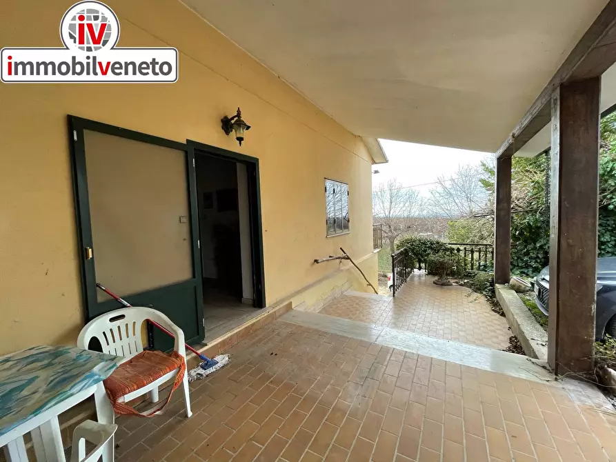 Immagine 8 di Villetta a schiera in vendita  in VIA ROMA a Alonte