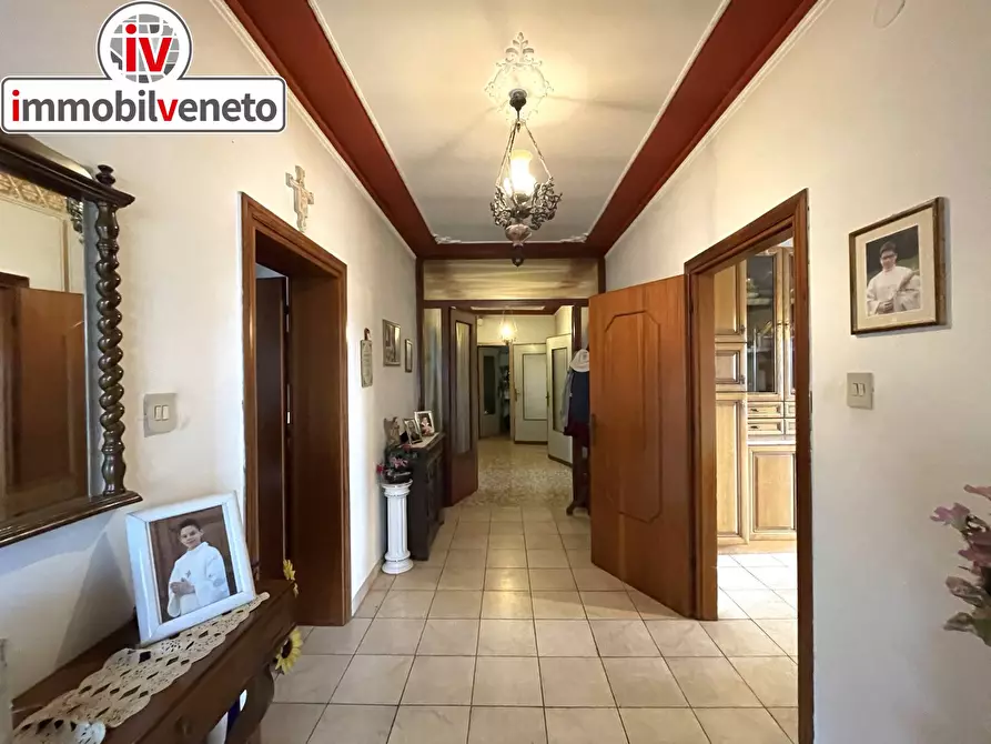 Immagine 10 di Villetta a schiera in vendita  in VIA ROMA a Alonte