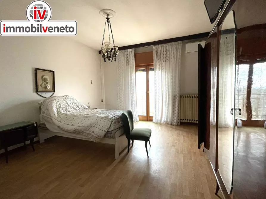 Immagine 20 di Villetta a schiera in vendita  in VIA ROMA a Alonte