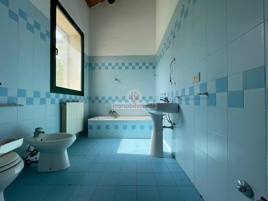 Immagine 24 di Residence in vendita  in VIA ROMA a Lonigo