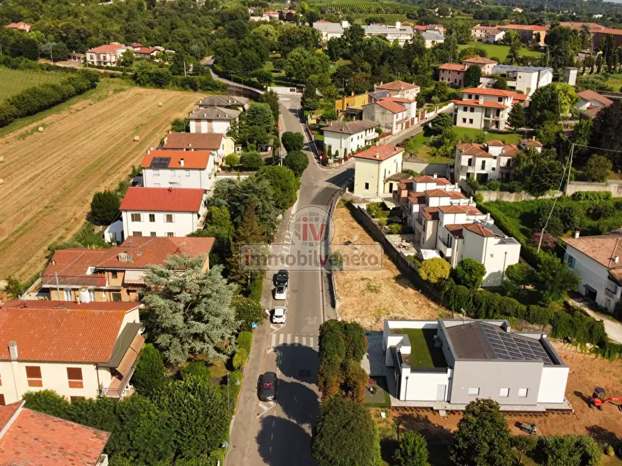 Immagine 5 di Terreno residenziale in vendita  in VIA ROMA a Lonigo