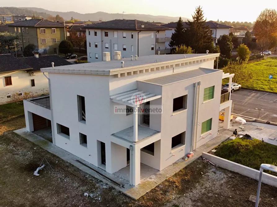 Immagine 3 di Casa bifamiliare in vendita  in VIA ROMA a Brendola