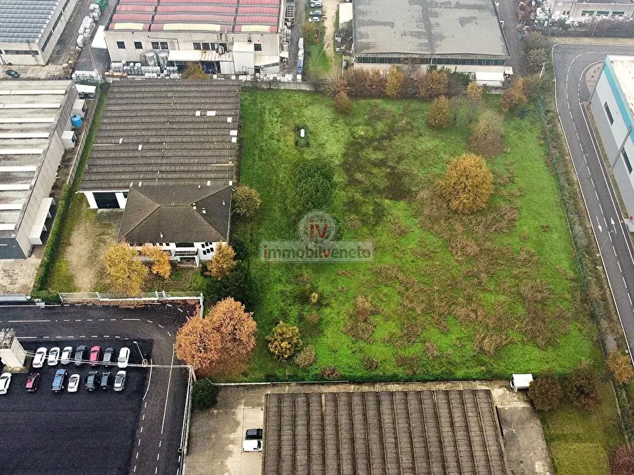 Immagine 4 di Capannone industriale in vendita  in VIA ROMA a Lonigo