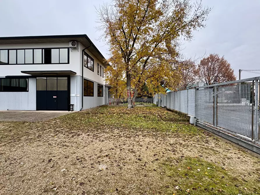 Immagine 8 di Capannone industriale in vendita  in VIA ROMA a Lonigo