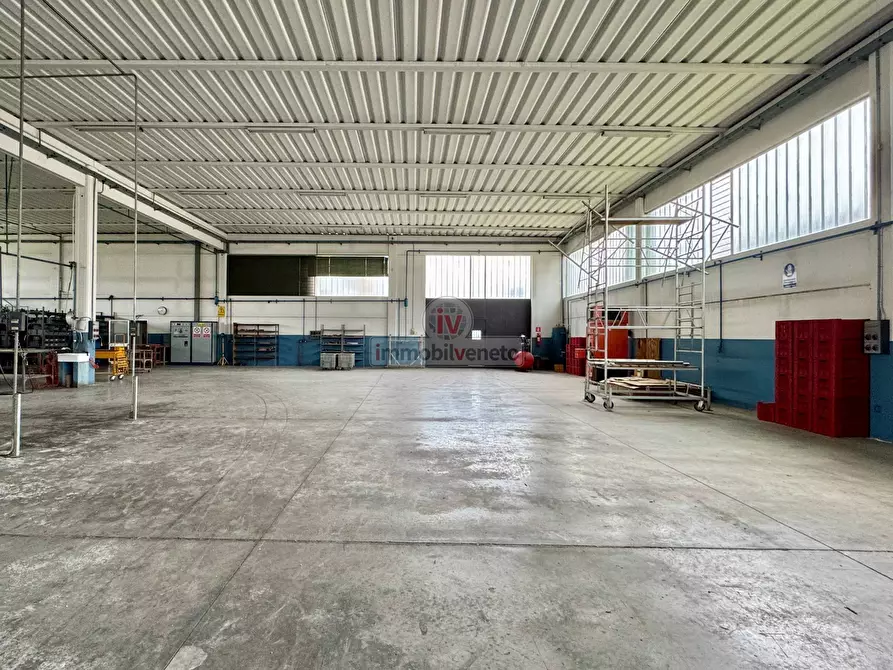 Immagine 21 di Capannone industriale in vendita  in VIA ROMA a Lonigo