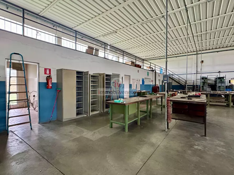 Immagine 24 di Capannone industriale in vendita  in VIA ROMA a Lonigo