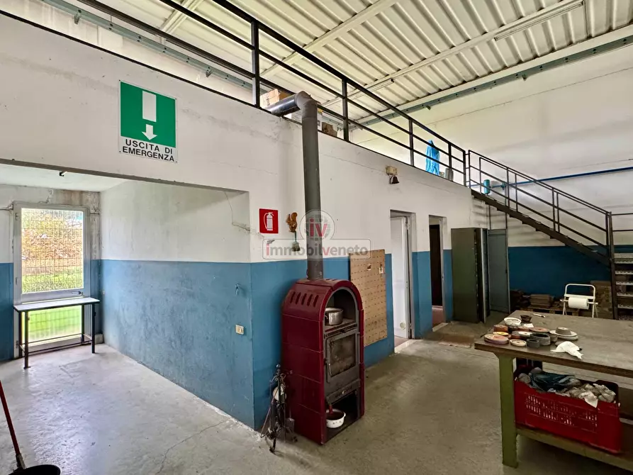 Immagine 27 di Capannone industriale in vendita  in VIA ROMA a Lonigo