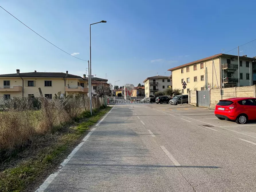 Immagine 11 di Terreno residenziale in vendita  in VIA ROMA a Sarego