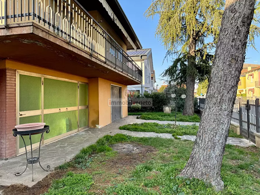 Immagine 6 di Casa indipendente in vendita  in VIA ROMA a Lonigo