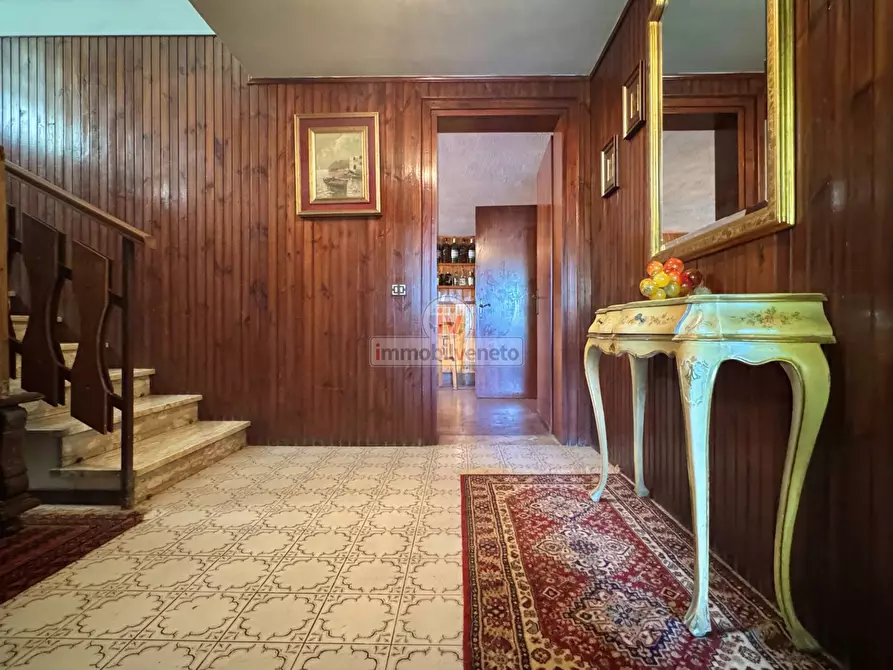 Immagine 11 di Casa indipendente in vendita  in VIA ROMA a Lonigo