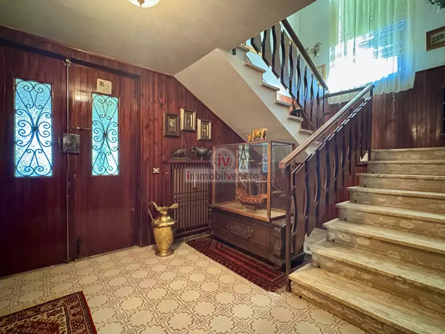 Immagine 12 di Casa indipendente in vendita  in VIA ROMA a Lonigo