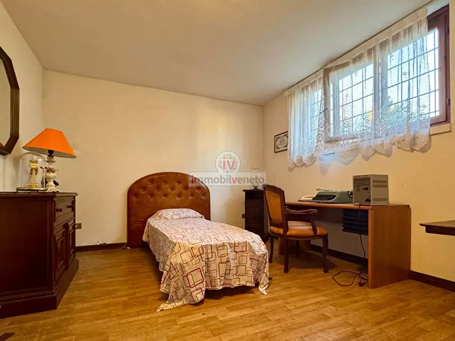 Immagine 17 di Casa indipendente in vendita  in VIA ROMA a Lonigo