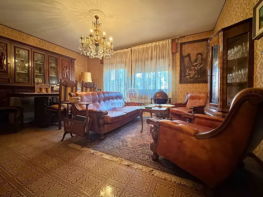 Immagine 24 di Casa indipendente in vendita  in VIA ROMA a Lonigo