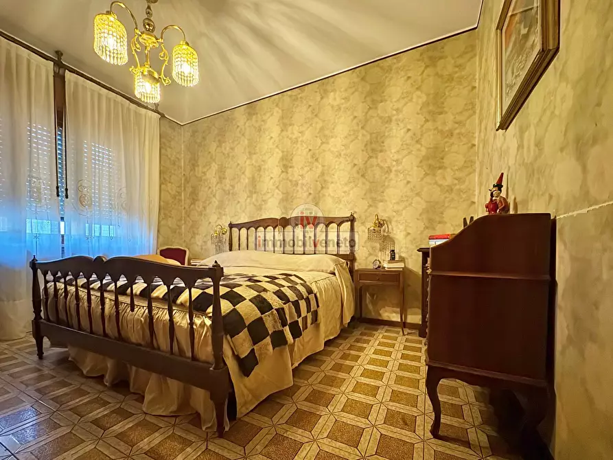 Immagine 26 di Casa indipendente in vendita  in VIA ROMA a Lonigo