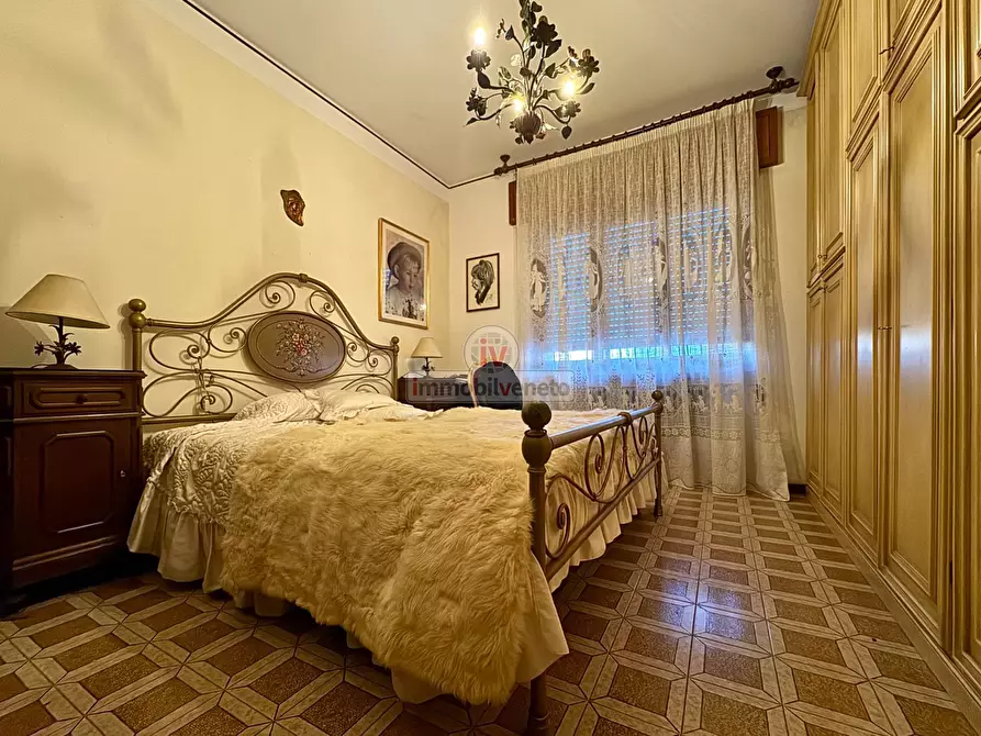 Immagine 27 di Casa indipendente in vendita  in VIA ROMA a Lonigo