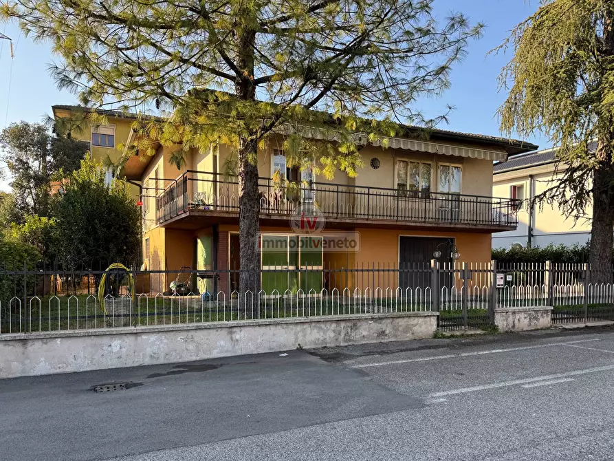 casa indipendente in vendita a Lonigo