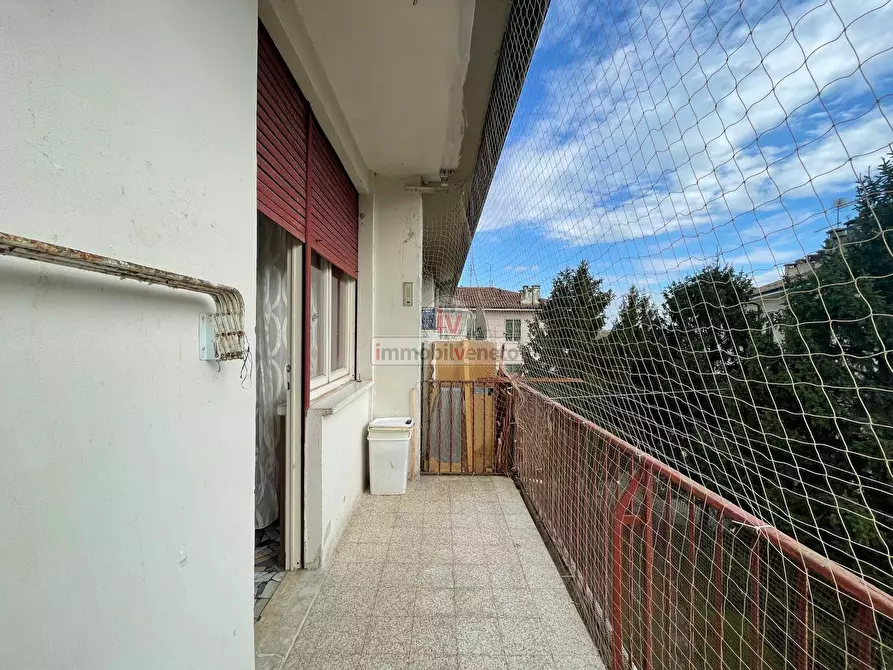 Immagine 10 di Appartamento in vendita  in VIA ROMA a Lonigo