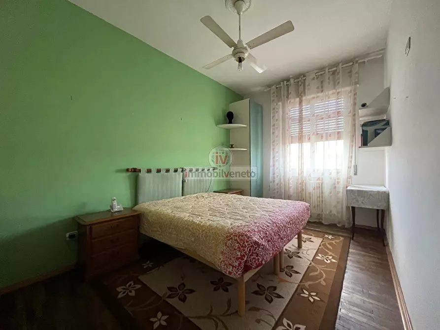 Immagine 14 di Appartamento in vendita  in VIA ROMA a Lonigo