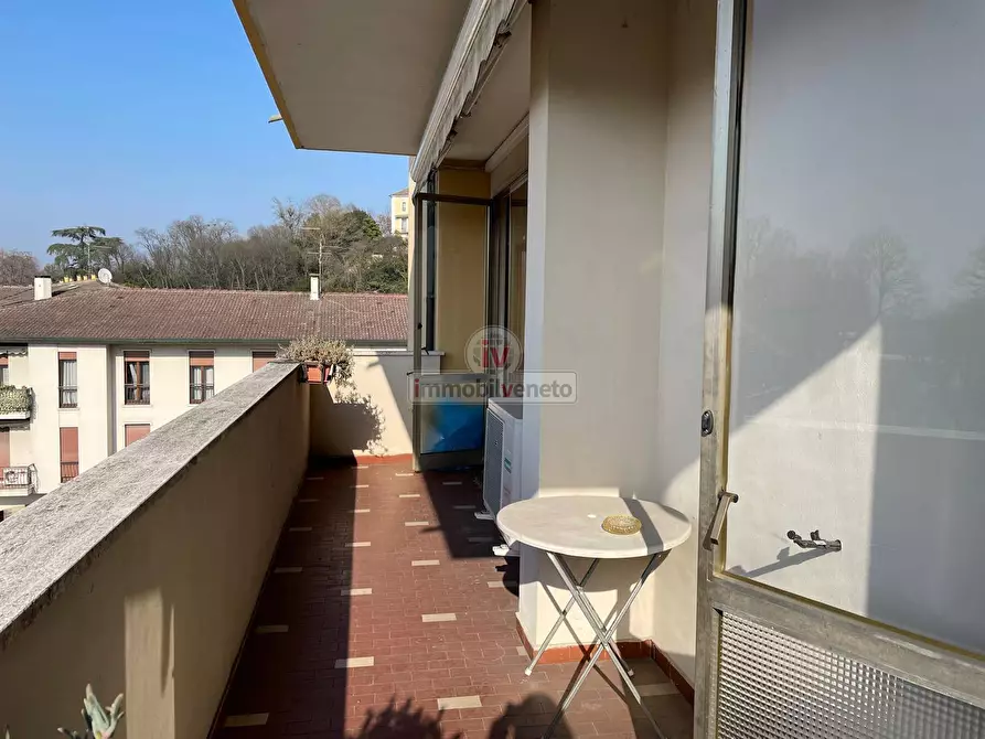 Immagine 8 di Appartamento in vendita  in VIA ROMA a Lonigo