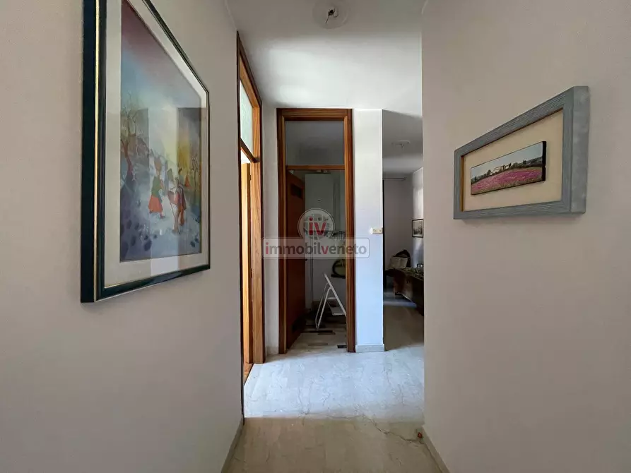 Immagine 11 di Appartamento in vendita  in VIA ROMA a Lonigo