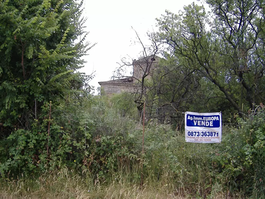 Immagine 2 di Rustico / casale in vendita  in via San Rocco a Vasto