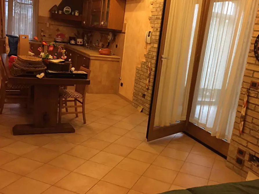 Immagine 11 di Villa in vendita  in VIA SILVIO PELLICO a Vasto