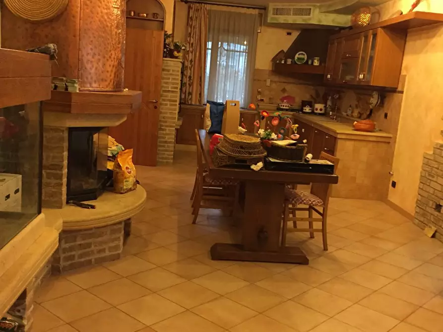 Immagine 12 di Villa in vendita  in VIA SILVIO PELLICO a Vasto