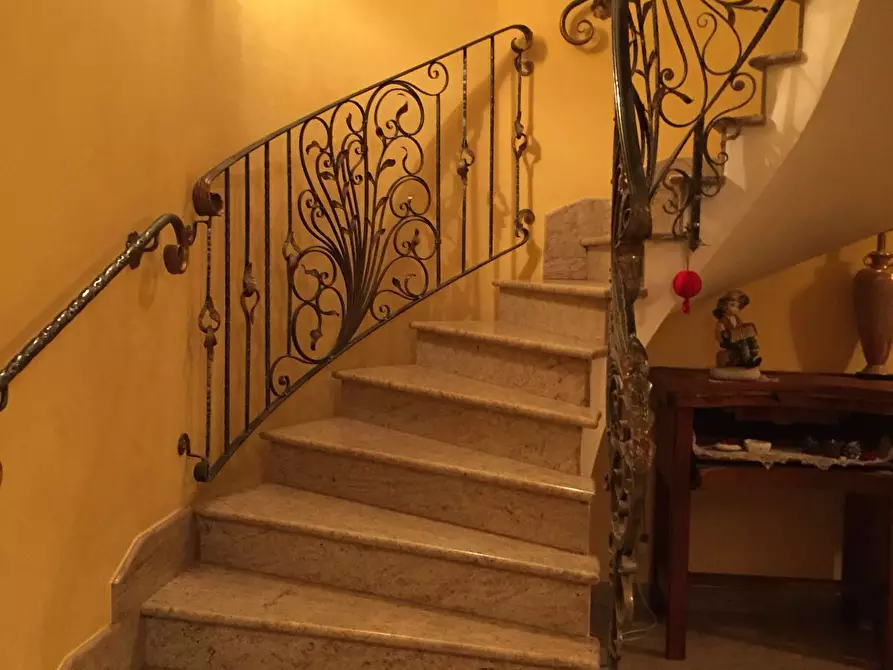 Immagine 15 di Villa in vendita  in VIA SILVIO PELLICO a Vasto