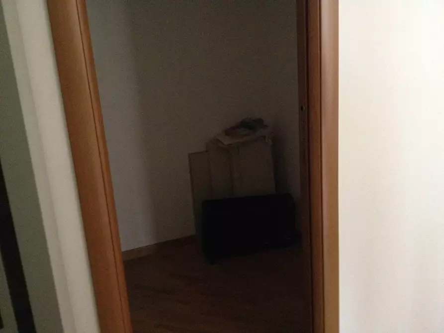 Immagine 9 di Locale commerciale in affitto  in VIALE GIULIO CESARE a Vasto