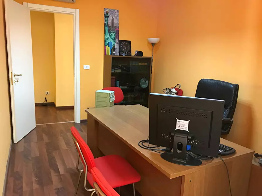 Immagine 10 di Appartamento in vendita  in CORSO MAZZINI a Vasto