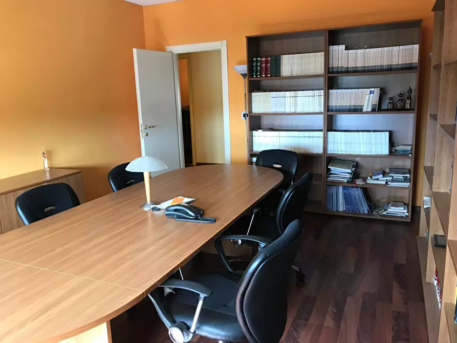 Immagine 14 di Appartamento in vendita  in CORSO MAZZINI a Vasto