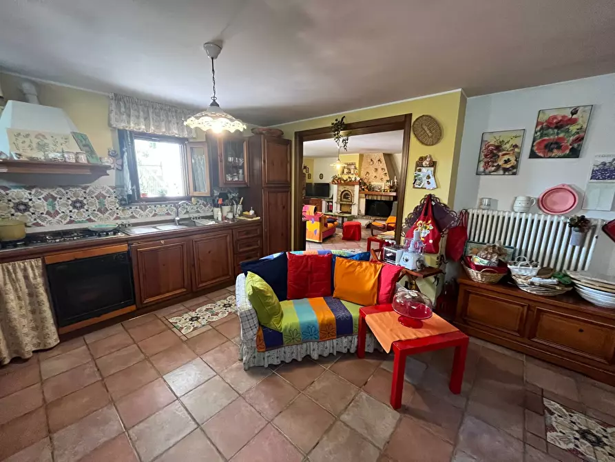 Immagine 14 di Villa in vendita  in VIA CARDONE a Vasto