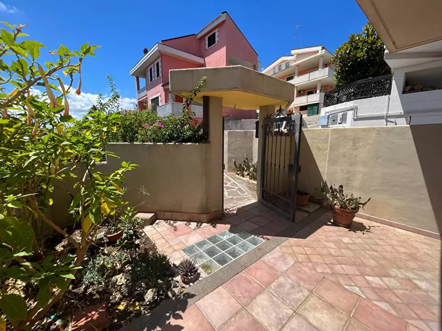 Immagine 22 di Villa in vendita  in VIA CARDONE a Vasto