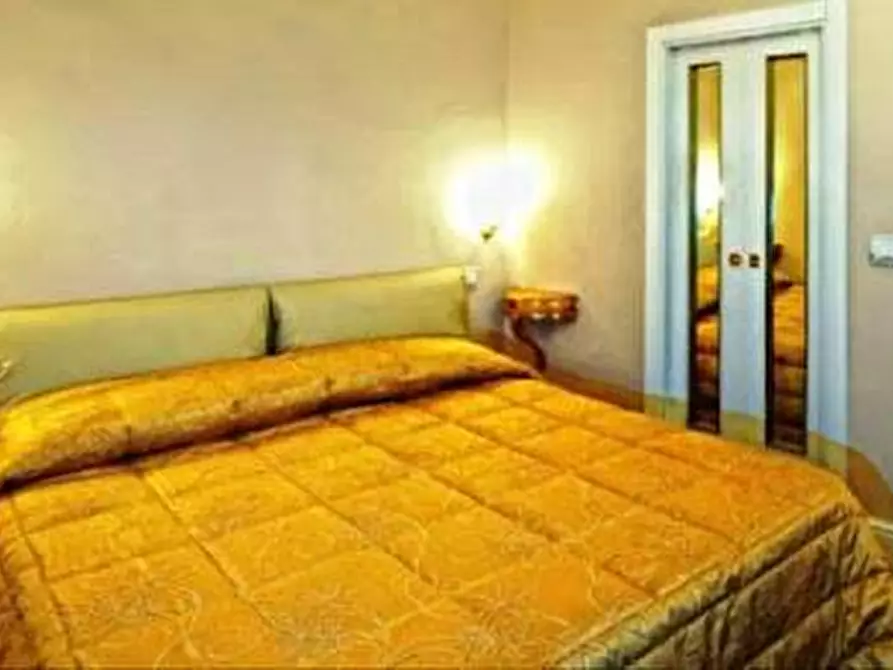 Immagine 9 di Palazzo in vendita  in PIAZZETTA SAN DOMENICO a Foiano Della Chiana