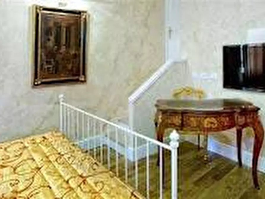 Immagine 12 di Palazzo in vendita  in PIAZZETTA SAN DOMENICO a Foiano Della Chiana