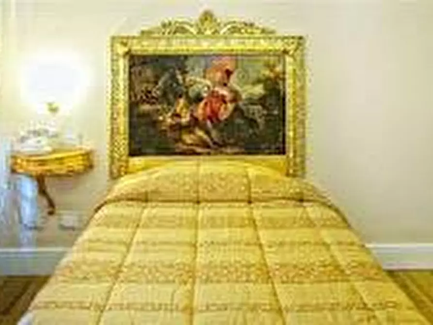 Immagine 20 di Palazzo in vendita  in PIAZZETTA SAN DOMENICO a Foiano Della Chiana