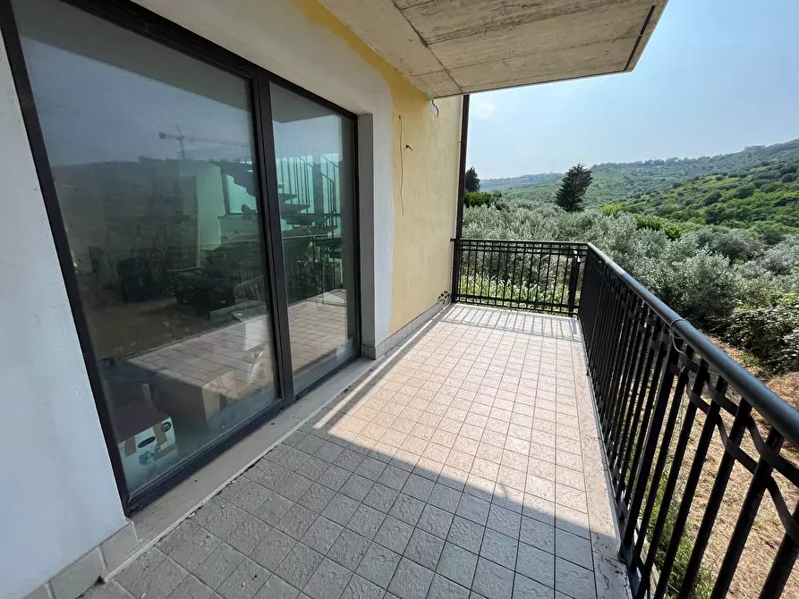 Immagine 7 di Villa in vendita  in VIA MONTEVECCHIO a Vasto