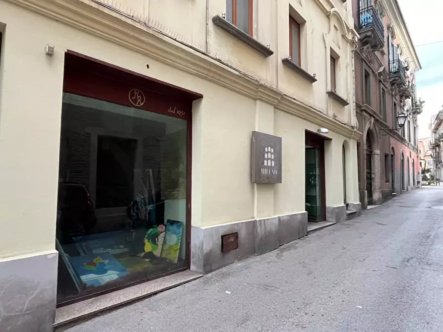 Immagine 18 di Locale commerciale in affitto  in VIA VESCOVADO a Vasto